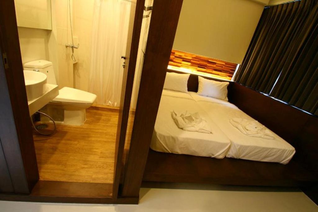 At One Inn Hualampong Bangkok Ruang foto