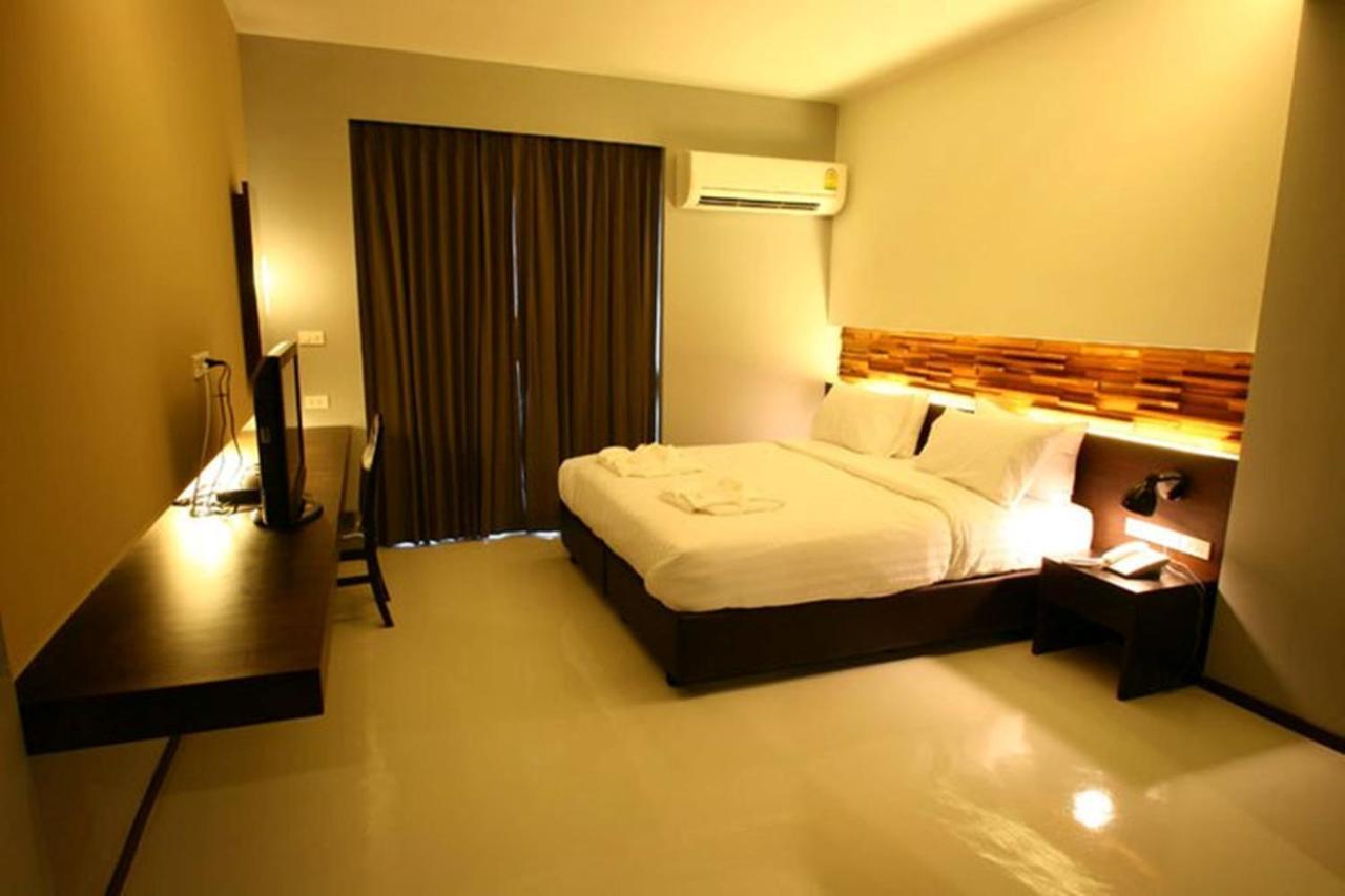 At One Inn Hualampong Bangkok Ruang foto